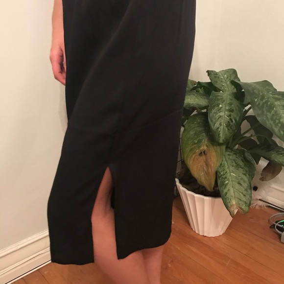 Black tea length straight skirt - Picture 3 of 5